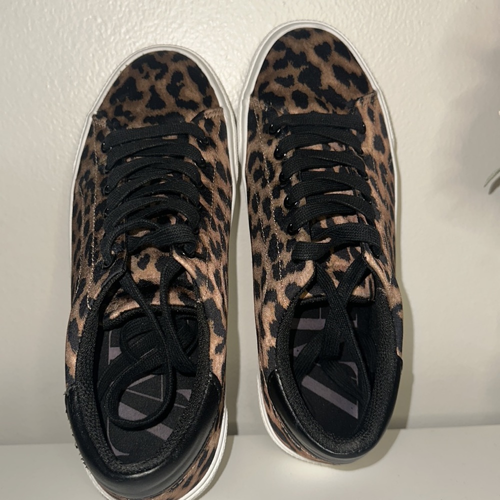ZARA Leopard Print Sneakers 6.5 Like New! - Picture 14 of 15
